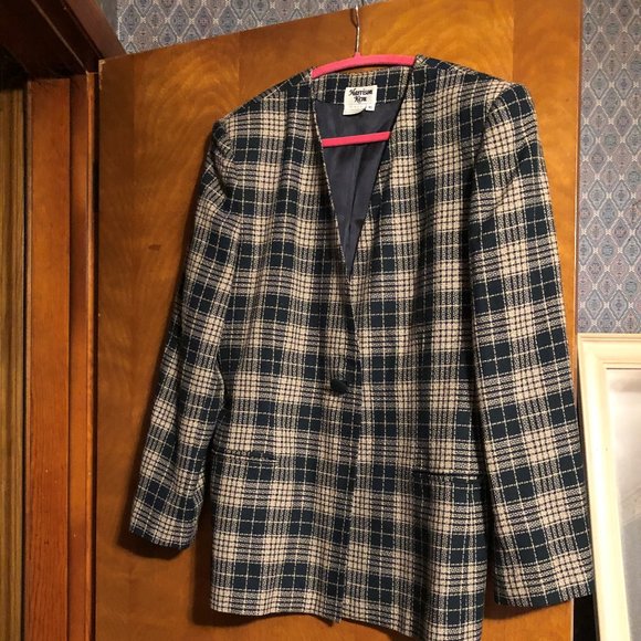 Harrison Kent Dresses & Skirts - Vintage Harrison Kent Suit Size 16